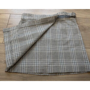 Plaid Mini Skirt in Gray